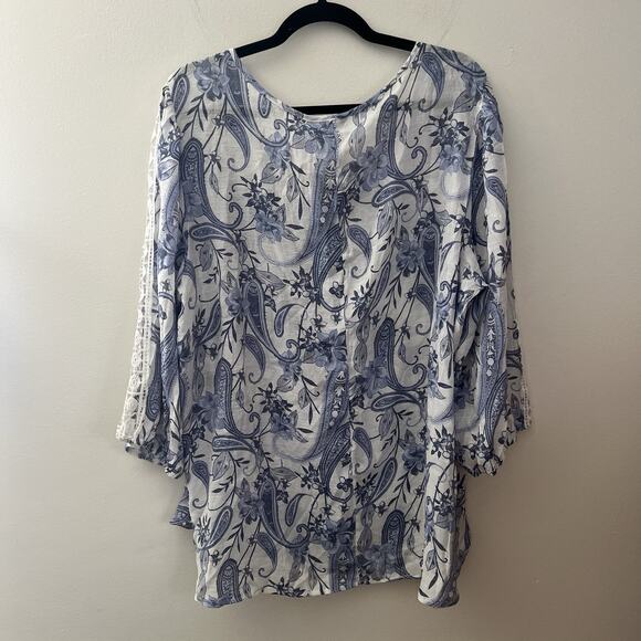 NWT Unique Spectrum Womens Top White And Blue Floral Paisley Size 3x - Picture 7 of 9